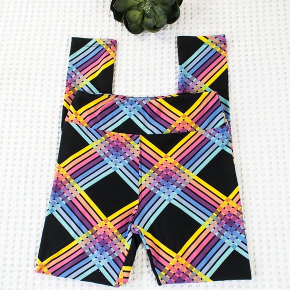 bright patterned leggings